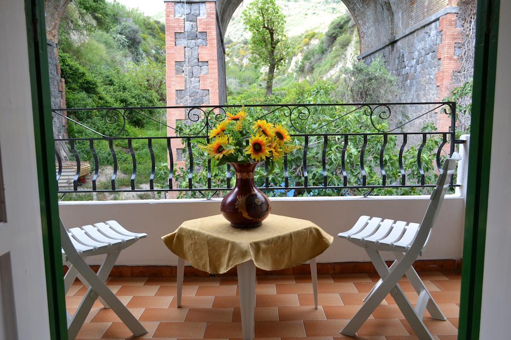 Hotel Villa Bina Sant'Angelo  Habitación foto