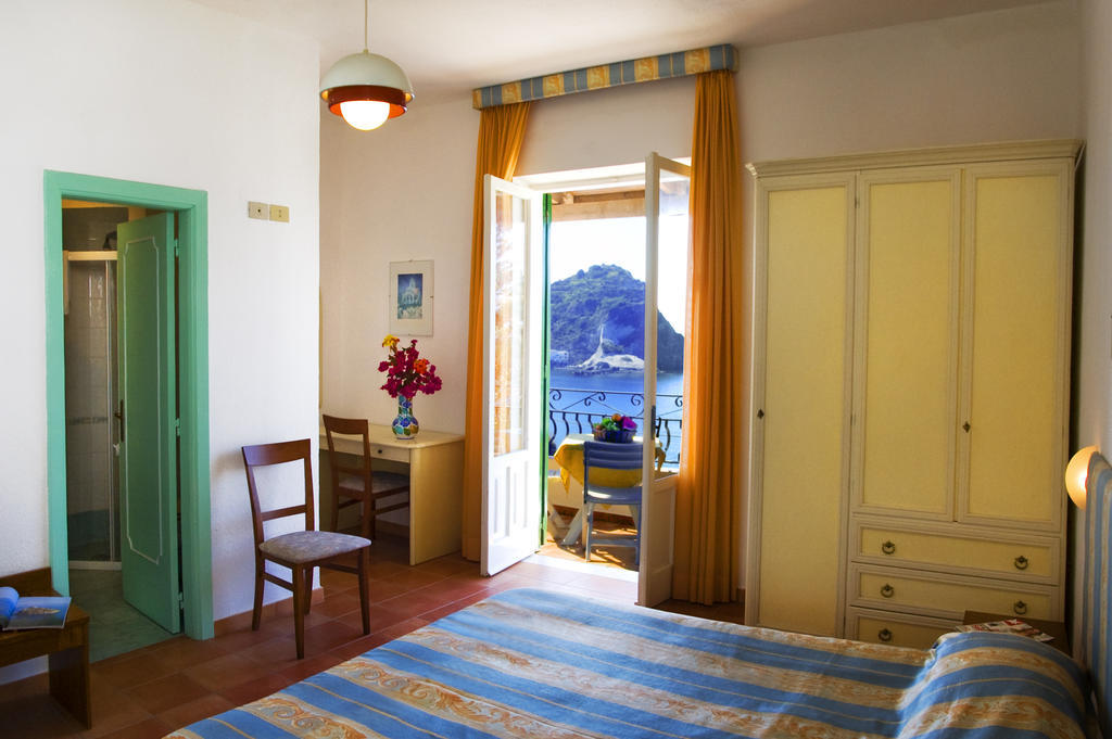 Hotel Villa Bina Sant'Angelo  Habitación foto