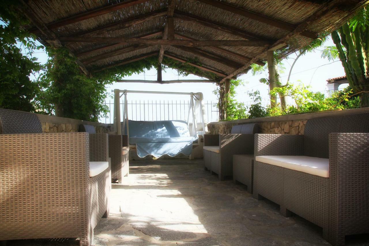 Hotel Villa Bina Sant'Angelo  Exterior foto